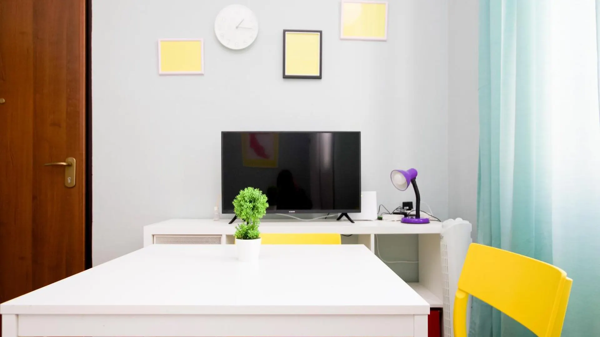 Minimal Design In Milano Apartment Italy