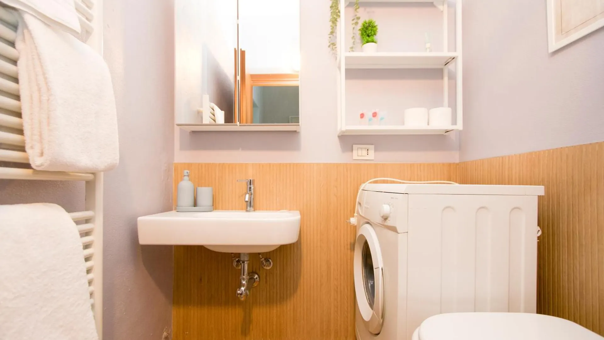 Minimal Design In Milano Apartment Milan